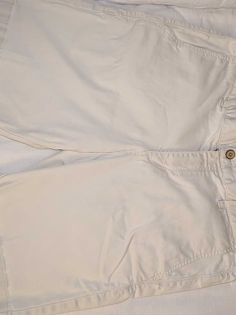 Tommy Bahama Off White Casual Shorts Size 34
